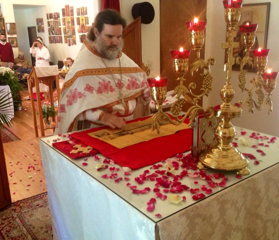 Almost Pascha. Holy Saturday Liturgy, after the Rose petals have been thrown. Priest Seraphim Holland https://www.orthodox.net//photos/priest-seraphim-10-holy-saturday-at-altar.jpg
